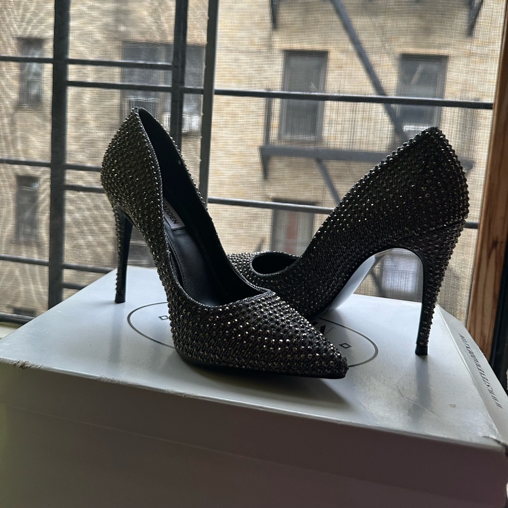 Steve Madden Rhinestone heels - Picture 5 of 7